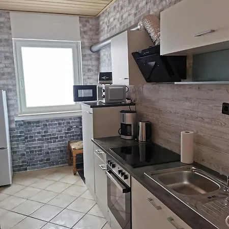 Apartment Doraura 1 *